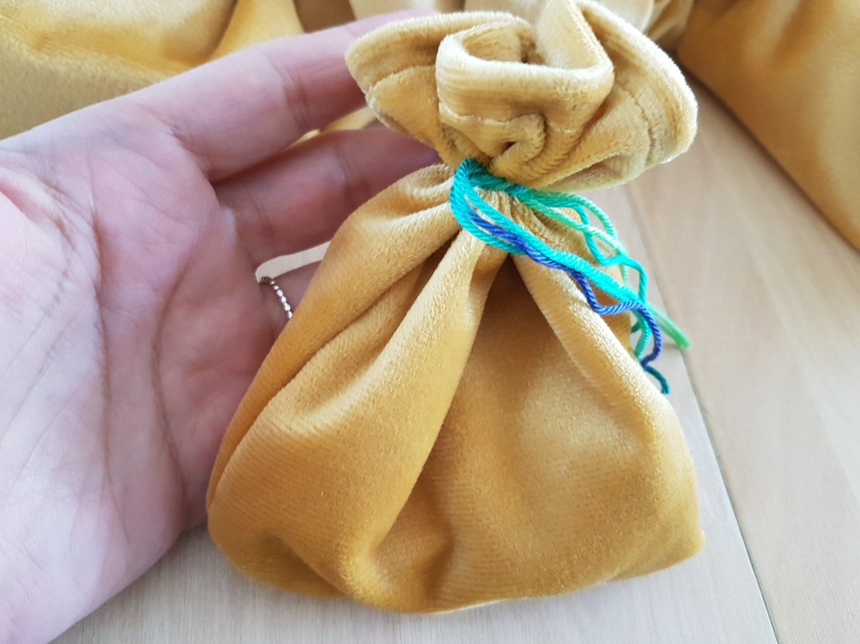 Fabriquer un sac amulette - DIY - Mademoiselle Bien-être